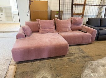 Rohová sedačka elektr. polohování růž. NOVÁ 2. j. - 4