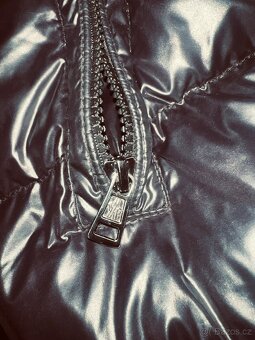 Prodám originální bundu Moncler - 4