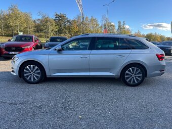Skoda Superb 2022 - 4