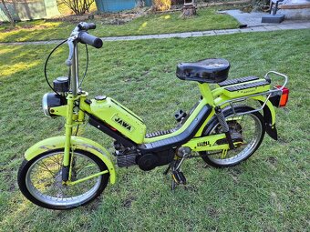 Babetta 210 s kartičkou, původní zelená 1. - 4