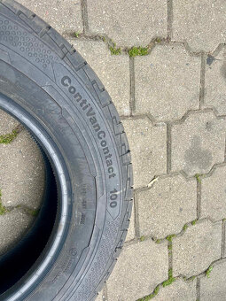 Continental VanContact 100 215/70/R15C ujeto 500km - 4