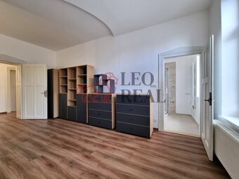 Prodej prostorného bytu 4+1 s balkonem, zahradou a skvělou d - 4