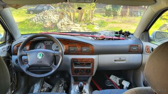 Škoda Octavia 1 1.6 GLX (AEE), 55kW - Náhradní díly - 4