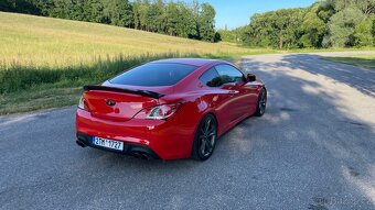 Hyundai Genesis Coupe 3.8 V6 (223kw) manuál - 4