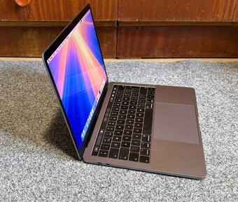 CTO Apple MacBook Touch Bar Pro 13 2018, i7, 16GB RAM, 256GB - 4