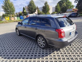 Toyota Avensis combi - 4