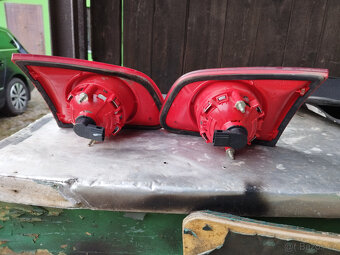 zadní kufrová světla Passat B6 - 4