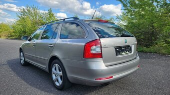 Škoda Octavia 1.4TSi Kombi,Family,Xenon - 4