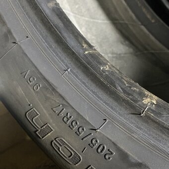 Zimní pneu 205/55 R17 95V Goodrich 5,5mm - 4