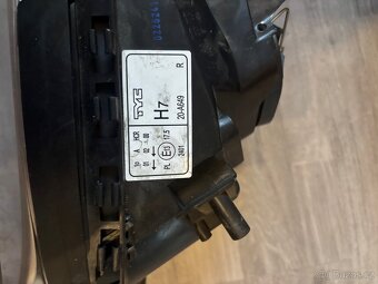 Prodám přední světla z bmw e87 lci - 4