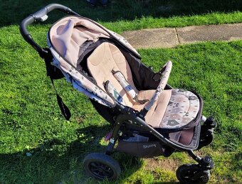 Dětský kočárek VALCO Snap 4 s nafukovacími kolečky - 4