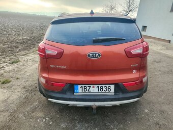 Kia Sportage 1,7 CRDI 85kW rok: 2011 - 4