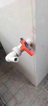 Karavan - nádrž na čistou vodu 190L - 4