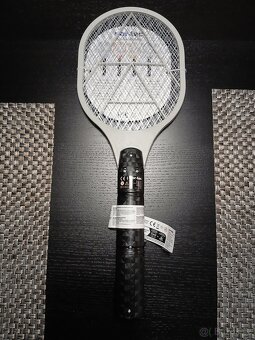 Plácačka na mouchy elektrická - 4