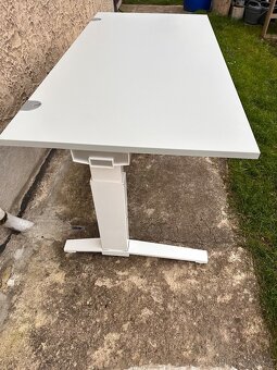 Kancelářský stůl - 4