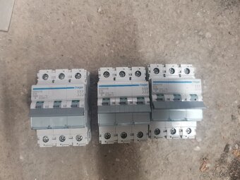 Jističe, chránič, spínač - 4