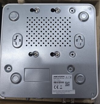 HIKVISION - kamerový set se záznamem - 4