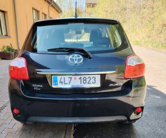 Toyota Auris 2012 - 4