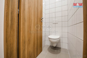 Pronájem obchod a služby, Jablonec n.N., ul. Anenské náměstí - 4