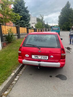 Ford escort - 4
