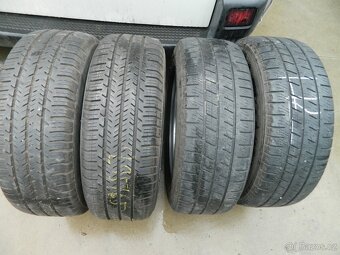 kola ford Transit + pneu R15C - 4