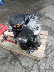 Motor Škoda Octavia 1,6i 55Kw - 4