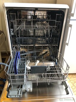 Myčka BEKO DF 6632, A++ - 4