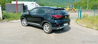 MG ZS 1.0 TGI - 4