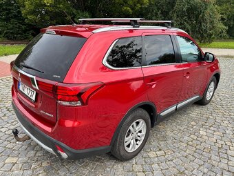 Mitsubishi Outlander 2.2 Di-D 110kw 4x4 1.Majitel - 4