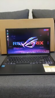 Prodám ASUS Vivobook - 4