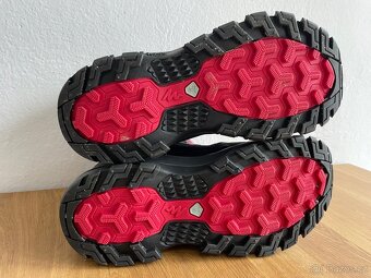 Dámské turistické nepromokavé boty SH 500 Mountain vel 37 - 4