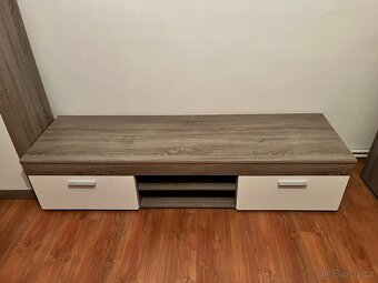 Obývací stěna / TV stolek + 2 skříňky a police – 500 Kč - 4