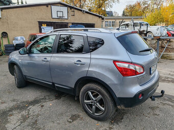 DRUHÝ MAJITEL    NISSAN QASHQAI  1.6 -96kW  nafta   163000km - 4