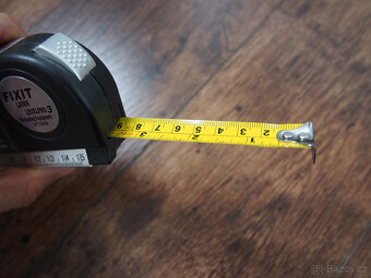 Vodováha s křížovým laserem a metrem FIXIT - 4