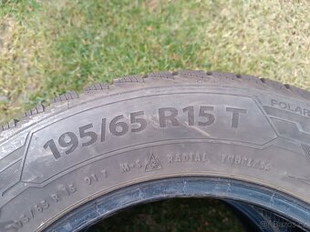 PRODÁM ZIMNÍ PNEU 195/65R15 - 4