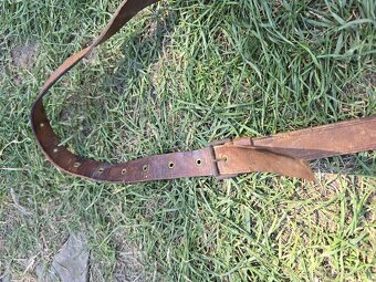 KOŽENÝ ZAVĚSTNÍK NA RU ŠAVLI - 4