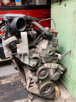 Felicia Motor 1.3 Mpi 136 - 4