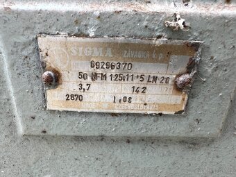 Mobilni cerpadlo s motorem - 4