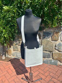 Coccinelle kabelká bílá PC 4.200,- - 4