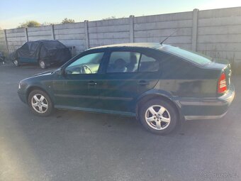 Skoda Octavia 1,8T - 4