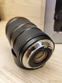 Objektiv Canon EF 16-35 mm f/4L IS USM
 - 4