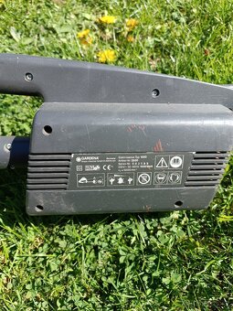 Prodám elektrickou strunovou sekačku Gardena - 4