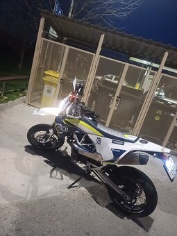 Husqvarna 701 2016 super moto - 4