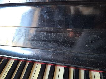Pianino klavír E.F.GRUSS Frankfurt - 4