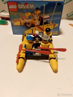 Lego raft - 4