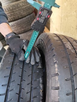 Uniroyal 195/70 R15C letní - 4