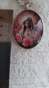 2x bižuterie náhrdelník: mvrysava@seznam.cz - 4