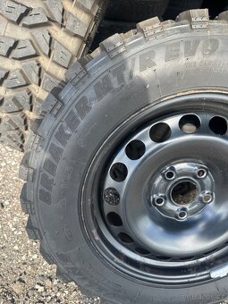 Pŕodam gumy 215/60/16 offroud - 4