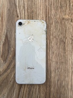 Iphone 8 - 4