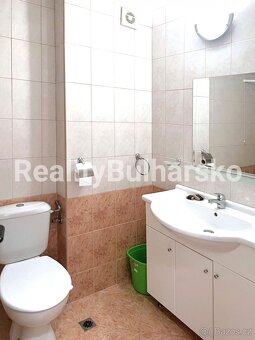 Plně zařízené studio (1+kk, 46 m²) s balkonem AHELOY - 4